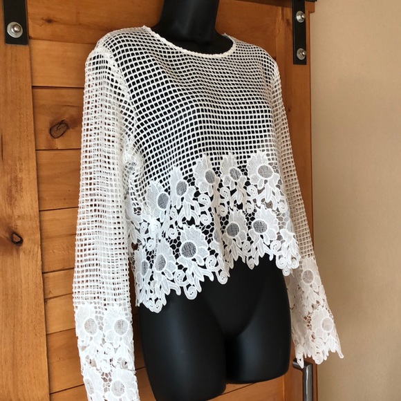 White Lace Crop Knit - Picture 2 of 5